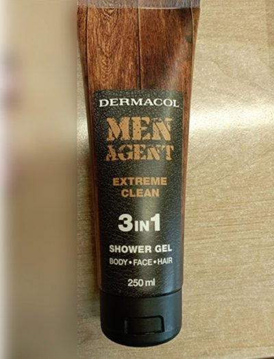 Hnědo-černá tuba se sprchovým gelem Dermacol