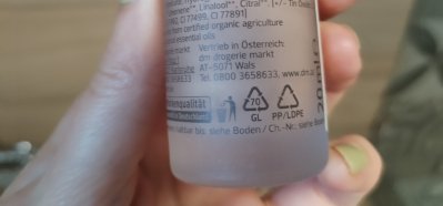 Zadní strana make-upu