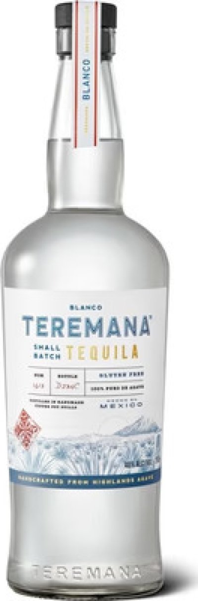 Průhledná lahev s alkoholem