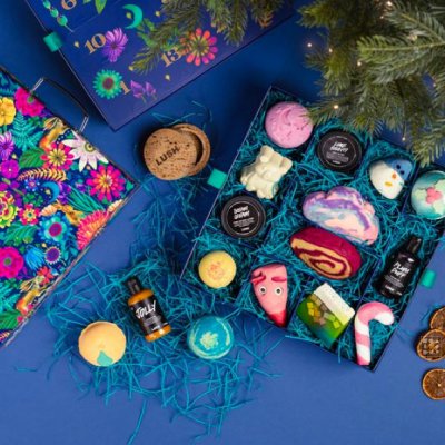 Adventní kalendář Lush 2021