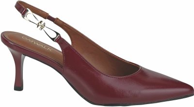 Lodičky ve vínové barvě