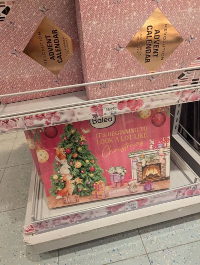 Kosmetický adventní kalendář Balea