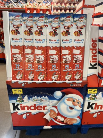 Adventní kalendář Kinder