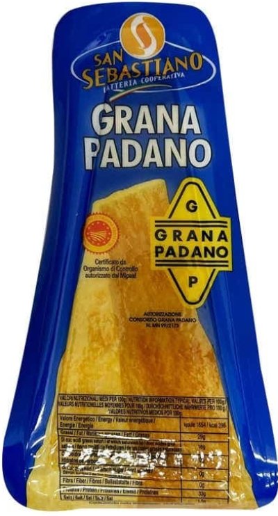 Grana Padano v produktovém obalu