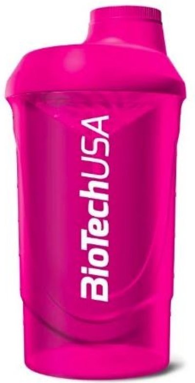 Růžová lahev s nápisem BioTechUSA