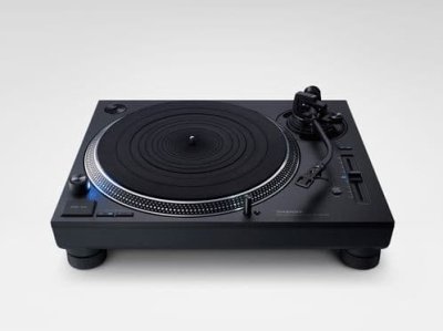 Moderní gramofon