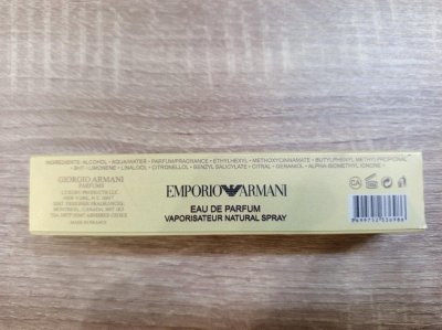 Toaletní voda Emporio Armani IN LOVE WITH YOU v produktovém obalu