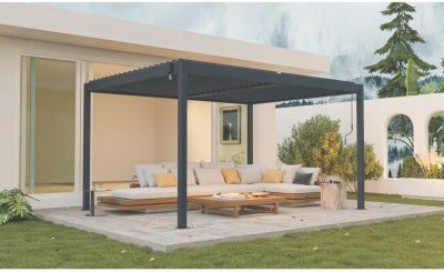 Šedá pergola