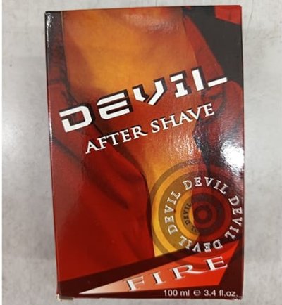 Voda po holení v produktovém obalu