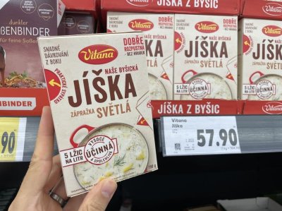 Balení jíšky v obchodě