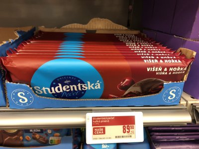 Čokolády Studentská pečeť v regálu supermarketu