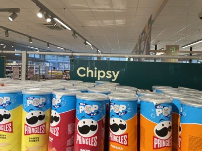Pringles v supermarketu