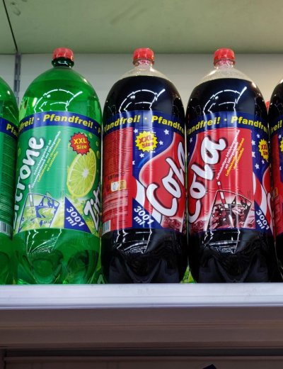 Limonády v PET lahvích