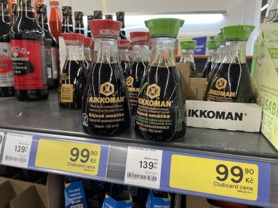 Sójové omáčky v supermarketu