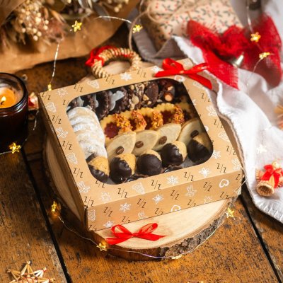 Vánoční cukroví v krabičce