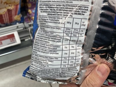 Etiketa na balení popcornu