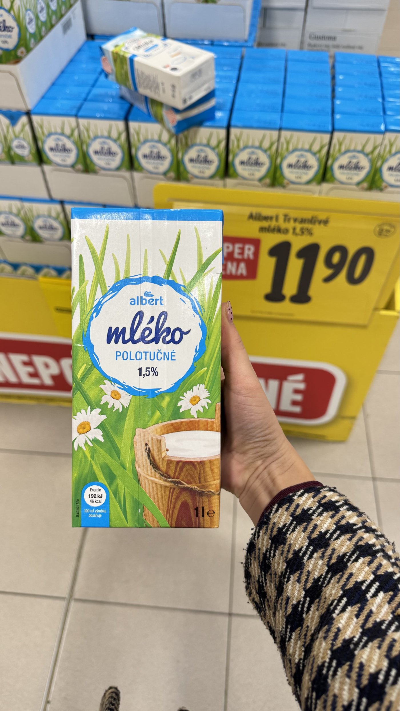 Trvanlivé mléko Albert 1 l za 11,90 Kč