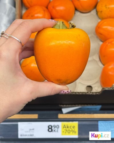 Kaki za skvělou cenu 8,90 Kč