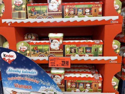 Adventní kalendář v obchodě