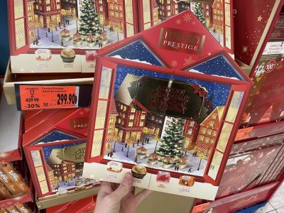 Adventní kalendář v obchodě