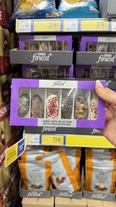 Datle v čokoládě Tesco Finest 150 g za 134,90 Kč