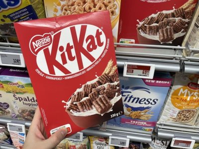 Snídaňové cereálie v supermarketu