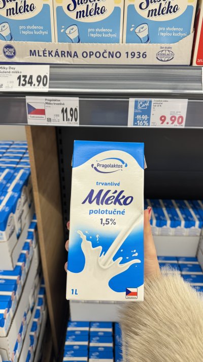 Polotučné trvanlivé mléko Pragolaktos za 9,90 Kč s Kaufland Card