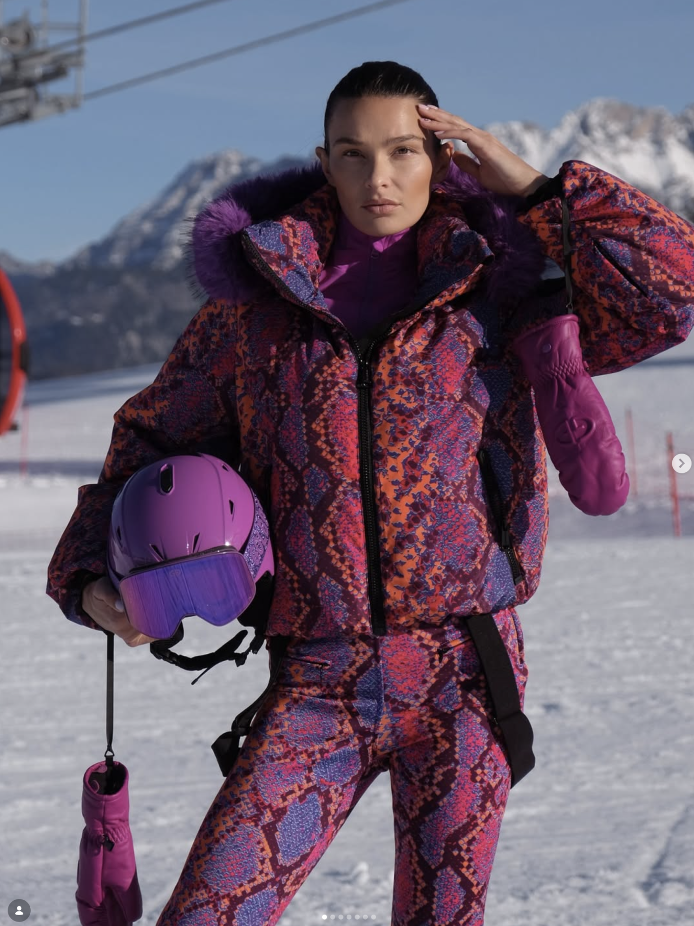 Žena v lyžařském oblečení