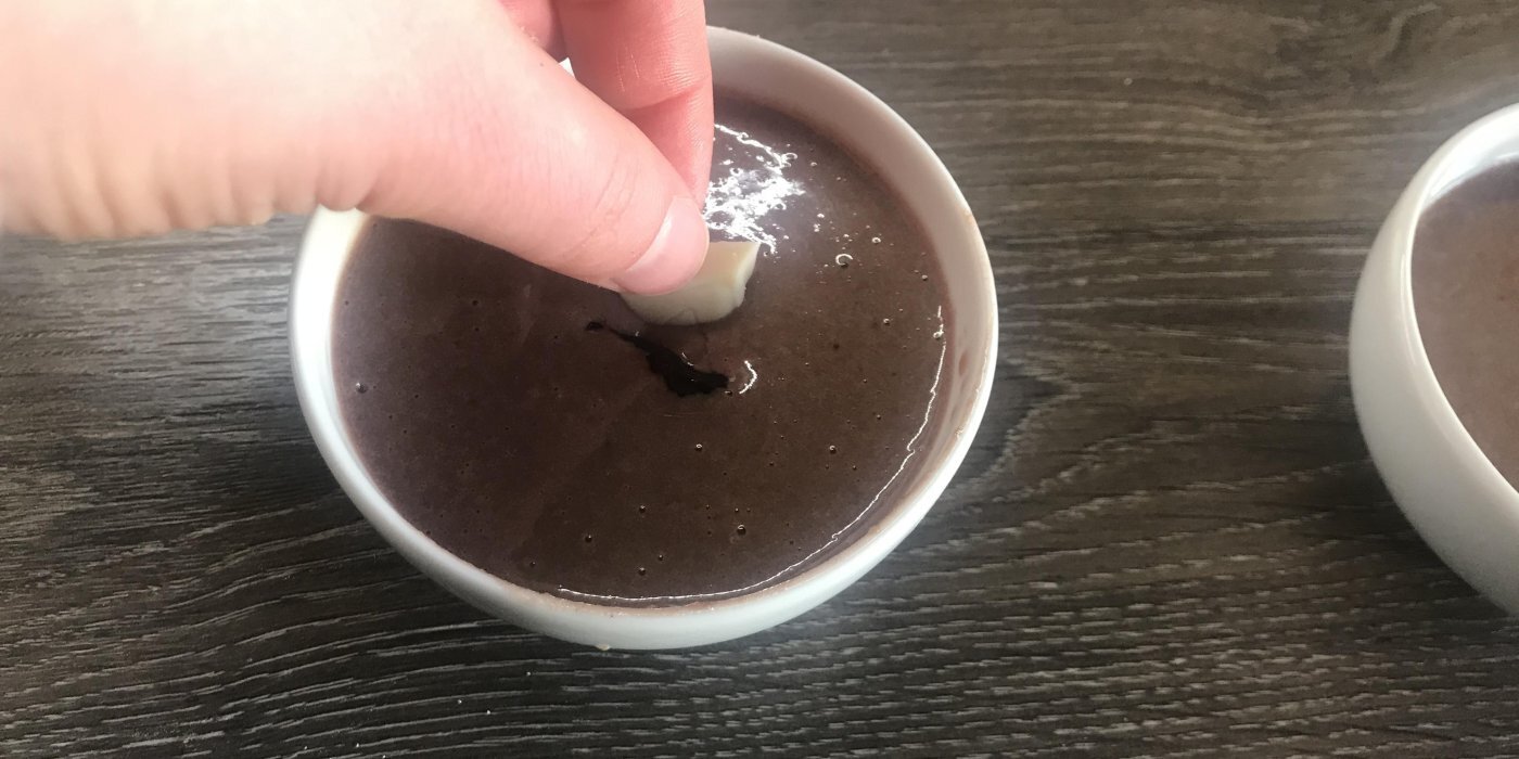 Miska s těstem na mug cake