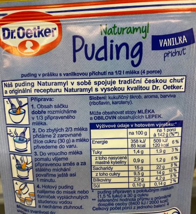 Etiketa na obalu práškového pudinku