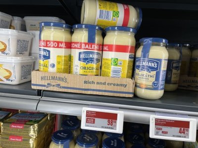 Majonézy v supermarketu