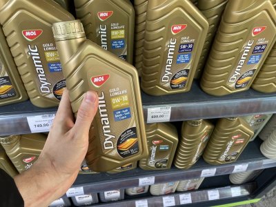 Motorové oleje