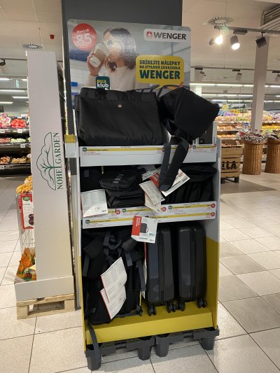 Cestovní zavazadla Wenger v supermarketu BILLA