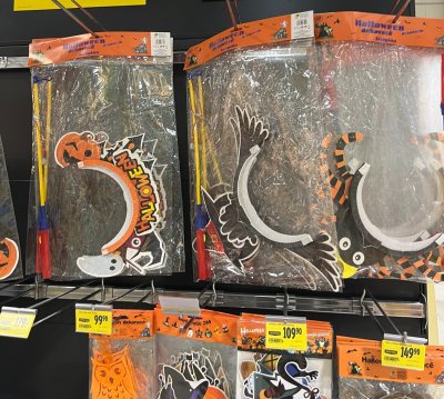 Halloweenská nabídka v obchodě Albert