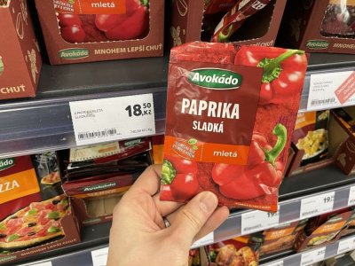 Mletá paprika v supermarketu