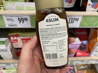 Zadní strana sirupu