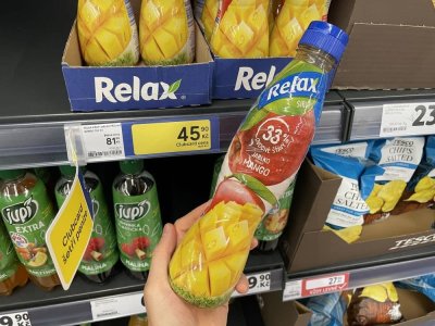 Ovocné sirupy v supermarketu