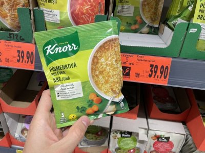 Polévka v sáčku v rukou