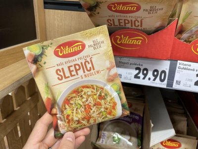 Polévka v sáčku v rukou