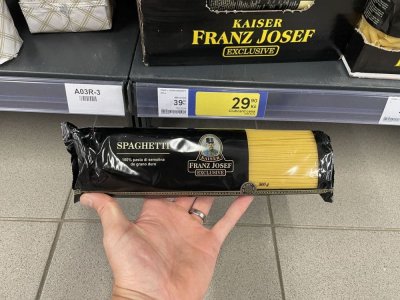 Špagety v supermarketu