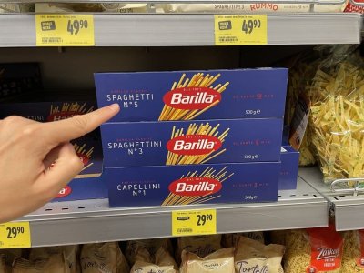Špagety v supermarketu