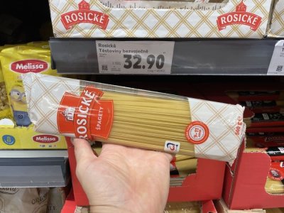 Špagety v supermarketu