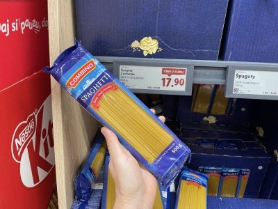 Špagety v supermarketu