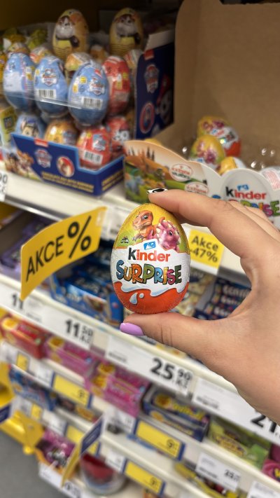 Trhákem je akce na Kinder Surprise za 14,90 Kč v Tescu