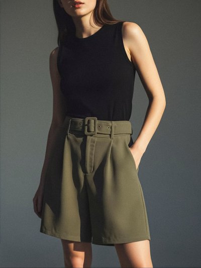 Khaki bermudy