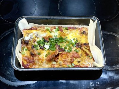 Zapečené nachos se sýrem