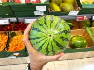 Meloun v supermarketu