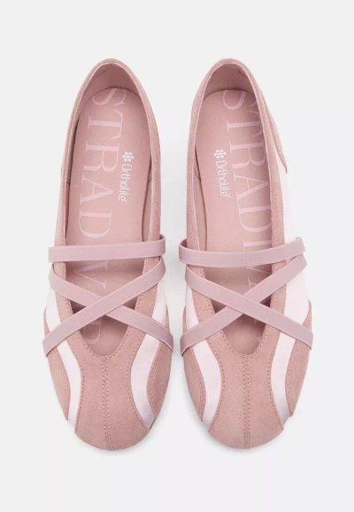 Sneakersy Stradivarius