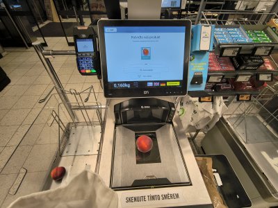 Samoobslužná pokladna s chytrou technologií