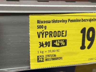 Cenovka těstovin ve výprodeji